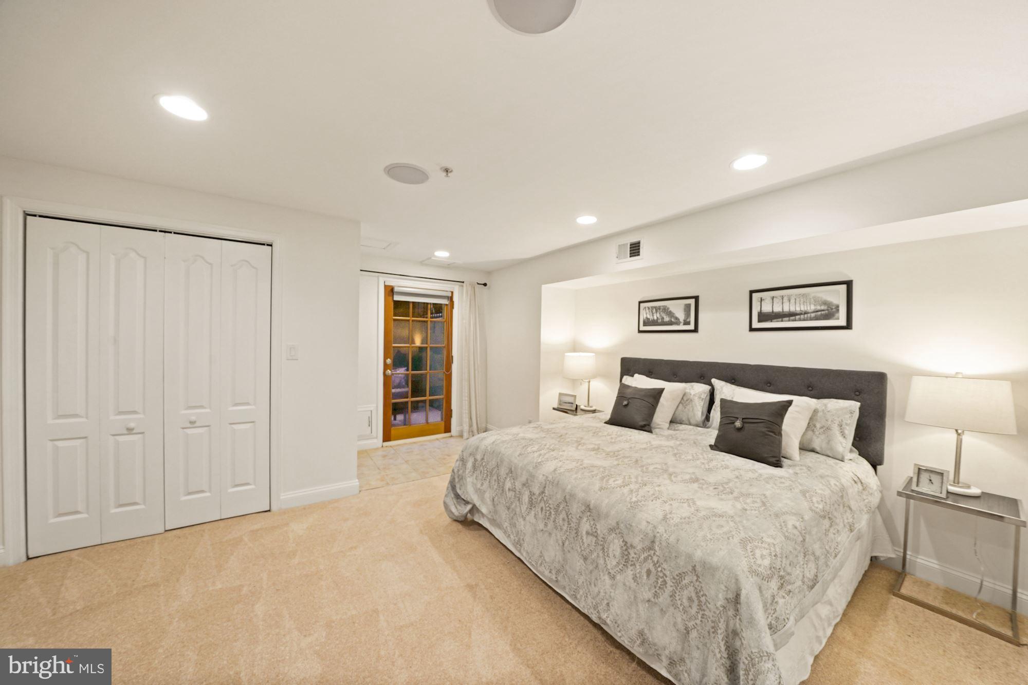1345 Irving Street Northwest, Unit 1 Washington, DC 20010 - Photo 19 of 28