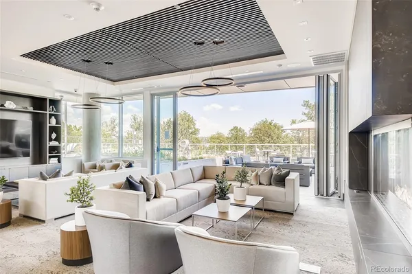 $3,300 | 4200 West 17th Avenue, Unit 330, Denver, CO 80204
