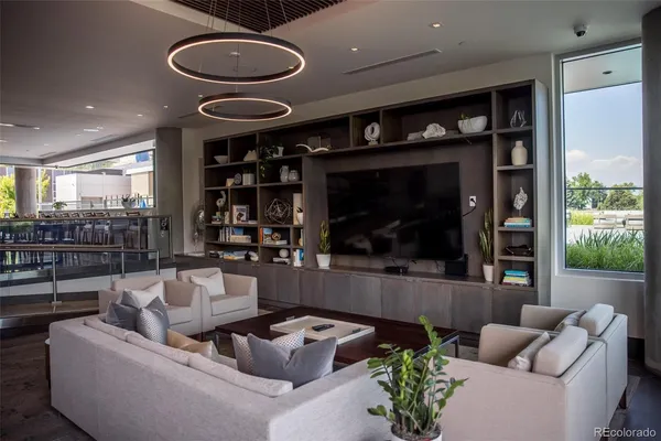 $3,300 | 4200 West 17th Avenue, Unit 330, Denver, CO 80204