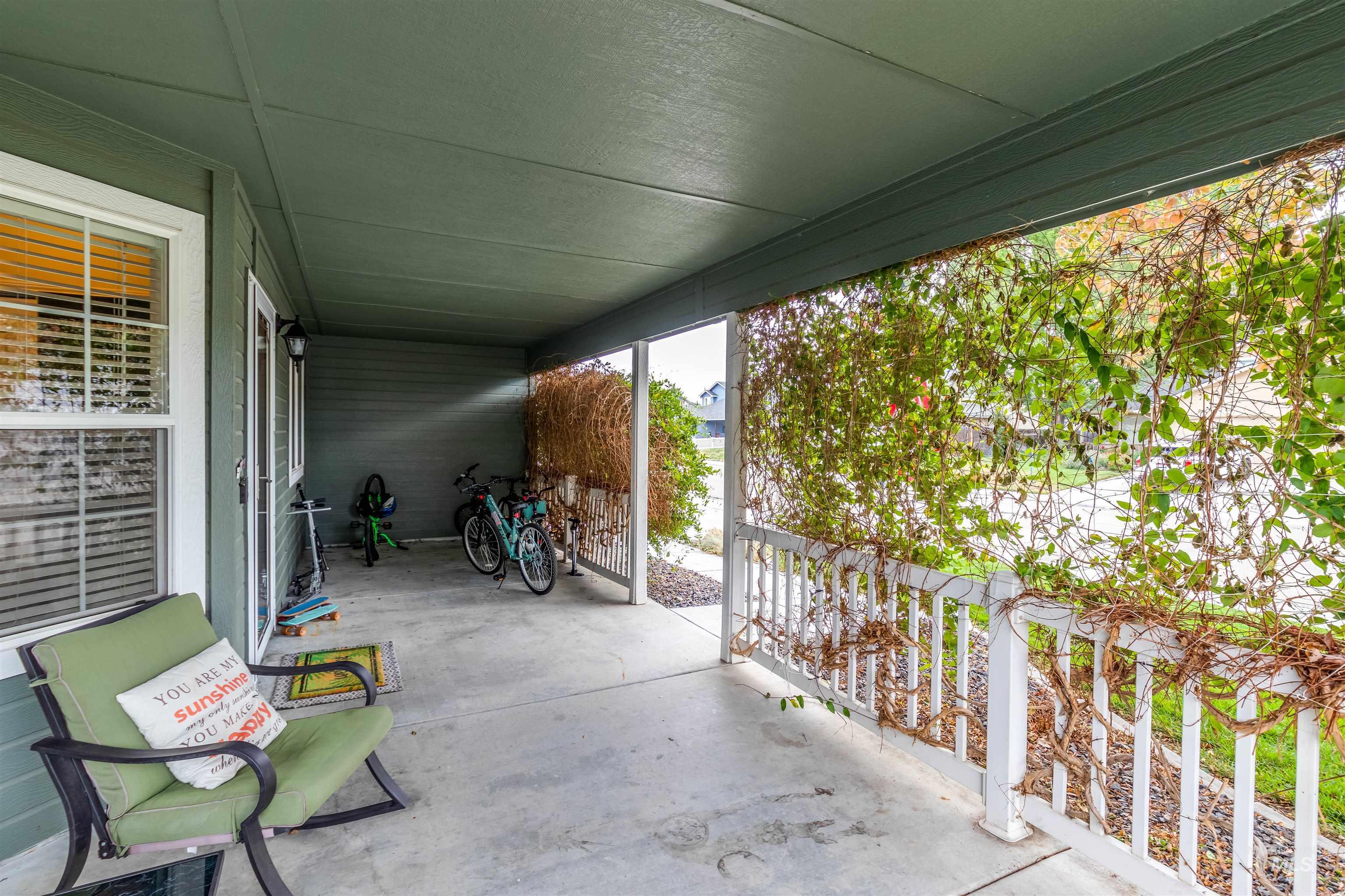 485 North Nebula Avenue Star, ID 83669 - Photo 25 of 47 View of covered porch