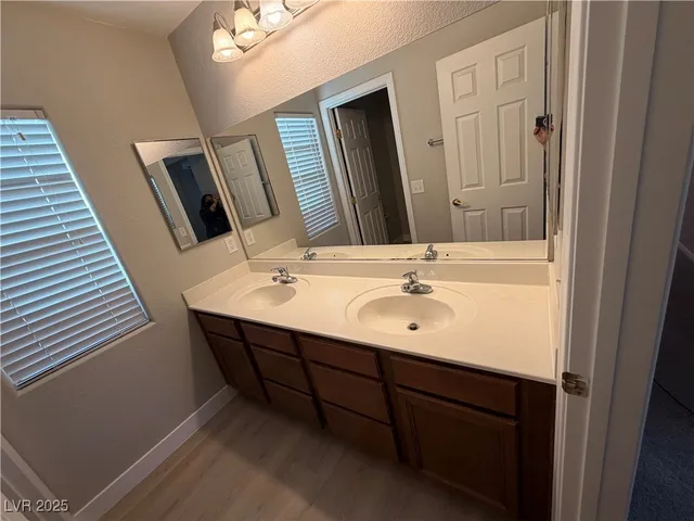 $1,949 | 9033 Sheffield Garden Avenue, Las Vegas, NV 89148