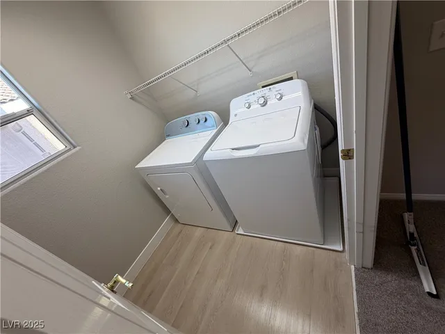 $1,949 | 9033 Sheffield Garden Avenue, Las Vegas, NV 89148