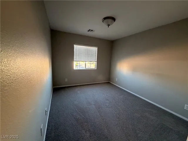 $1,949 | 9033 Sheffield Garden Avenue, Las Vegas, NV 89148