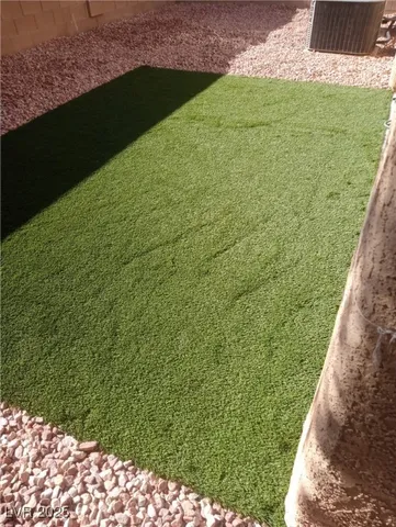 $1,949 | 9033 Sheffield Garden Avenue, Las Vegas, NV 89148