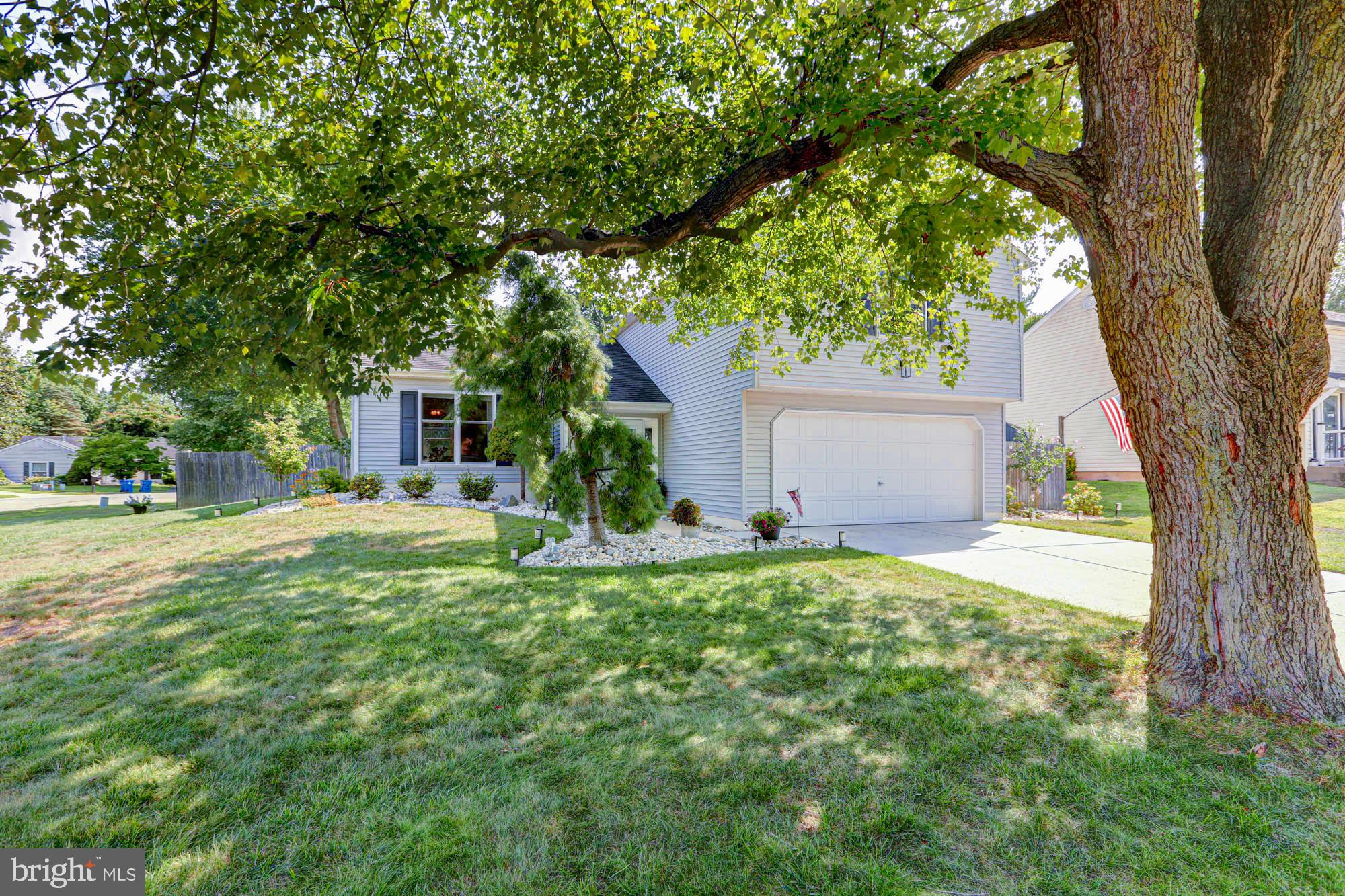 6 3 Rivers Drive Newark, DE 19702 - Photo 2 of 63 Charming home under a shady tree.