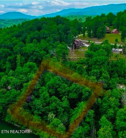 $270,000 | Hiawatha Lane, Caryville, TN 37714