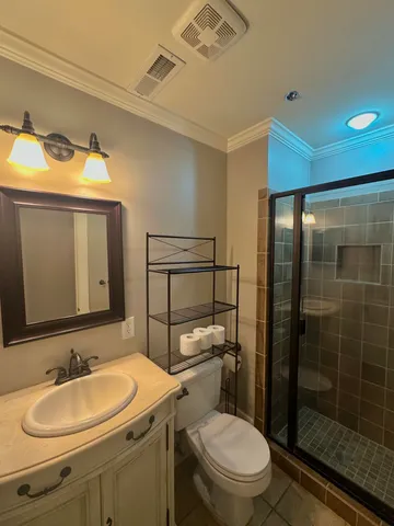 $1,800 | 40 Bee Street, Unit 204, Charleston, SC 29403