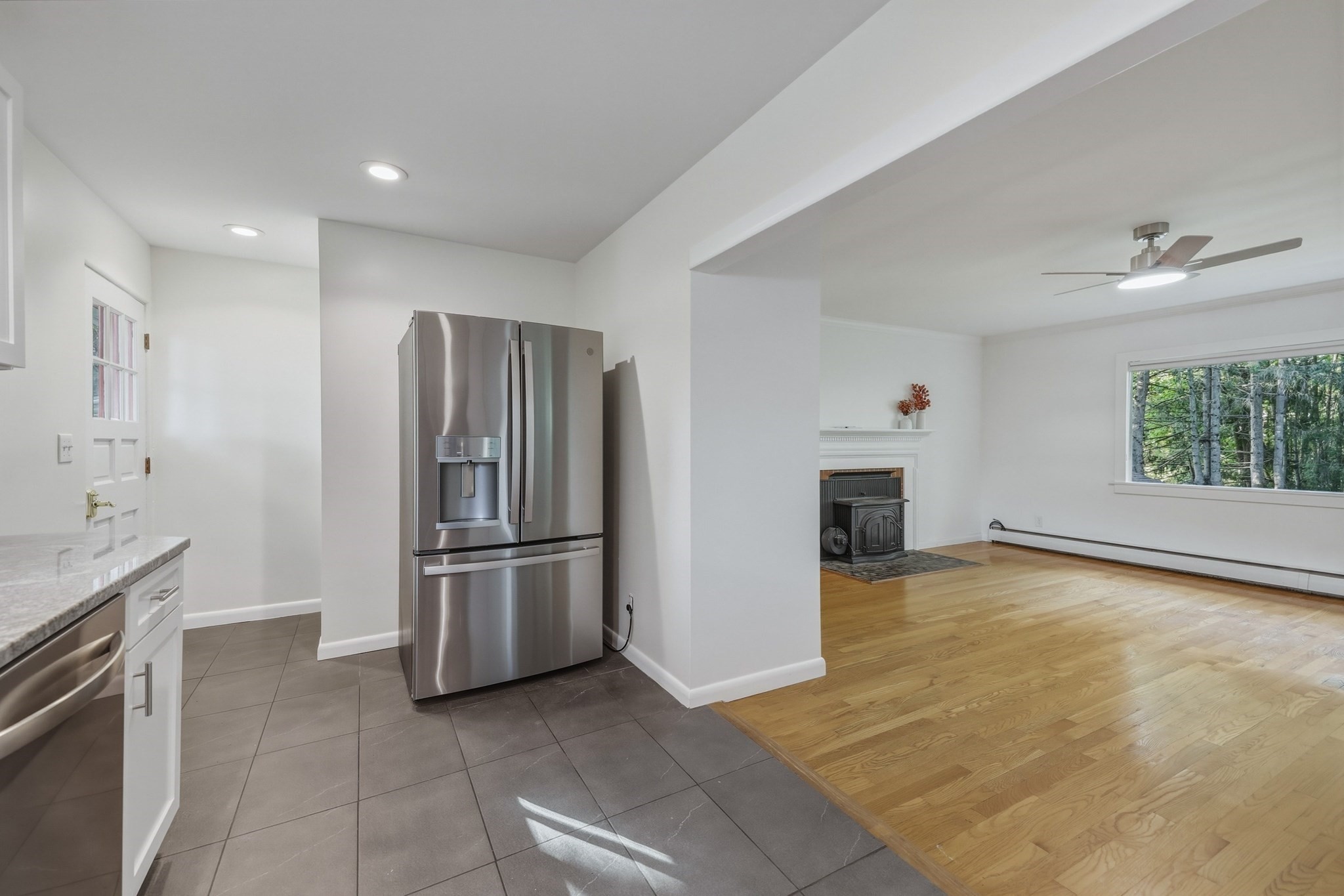 34 Skyridge Lane Springfield, MA 01128 - Photo 17 of 37 Gallery Image 17