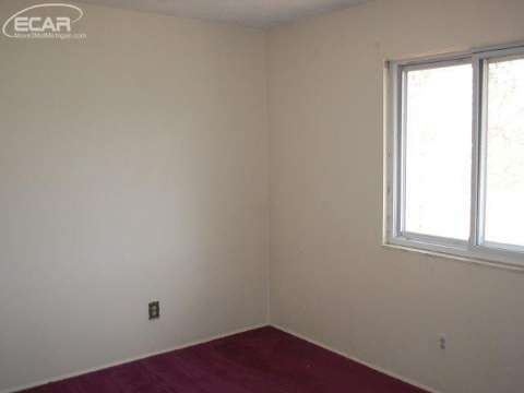 9415 North Nichols Road Montrose, MI 48457 - Photo 12 of 22 20437241-11.JPG