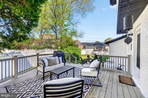 $950,000 | 300 White Plains Court, Severna Park, MD 21146