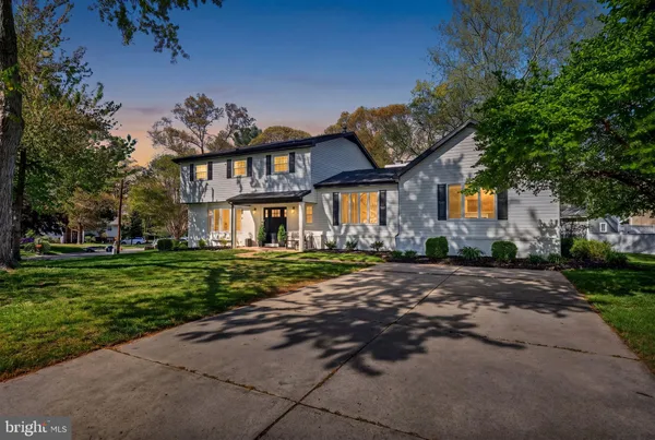 $950,000 | 300 White Plains Court, Severna Park, MD 21146