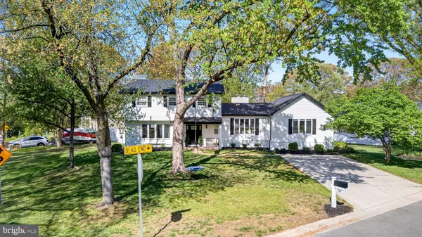 $950,000 | 300 White Plains Court, Severna Park, MD 21146