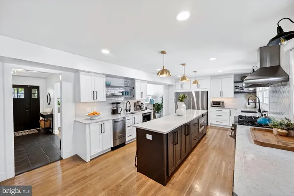 $950,000 | 300 White Plains Court, Severna Park, MD 21146