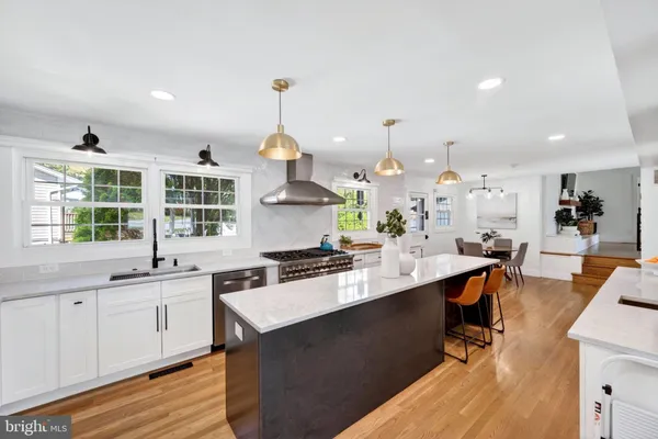 $950,000 | 300 White Plains Court, Severna Park, MD 21146