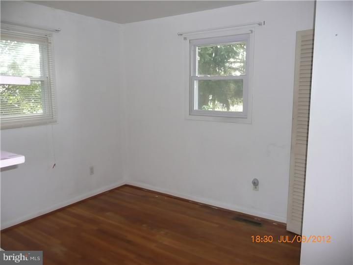 12 Doncaster Road New Castle, DE 19720 - Photo 11 of 18 Bedroom 3