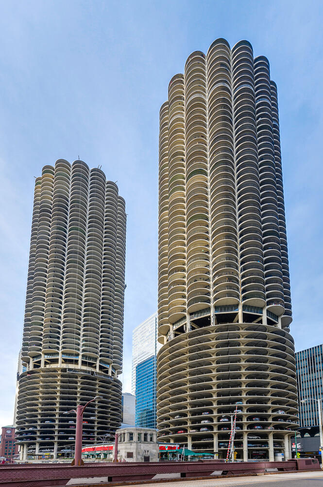 300 North State Street, Unit 5317 Chicago, IL 60654 - Photo 1 of 27 a front view of a building