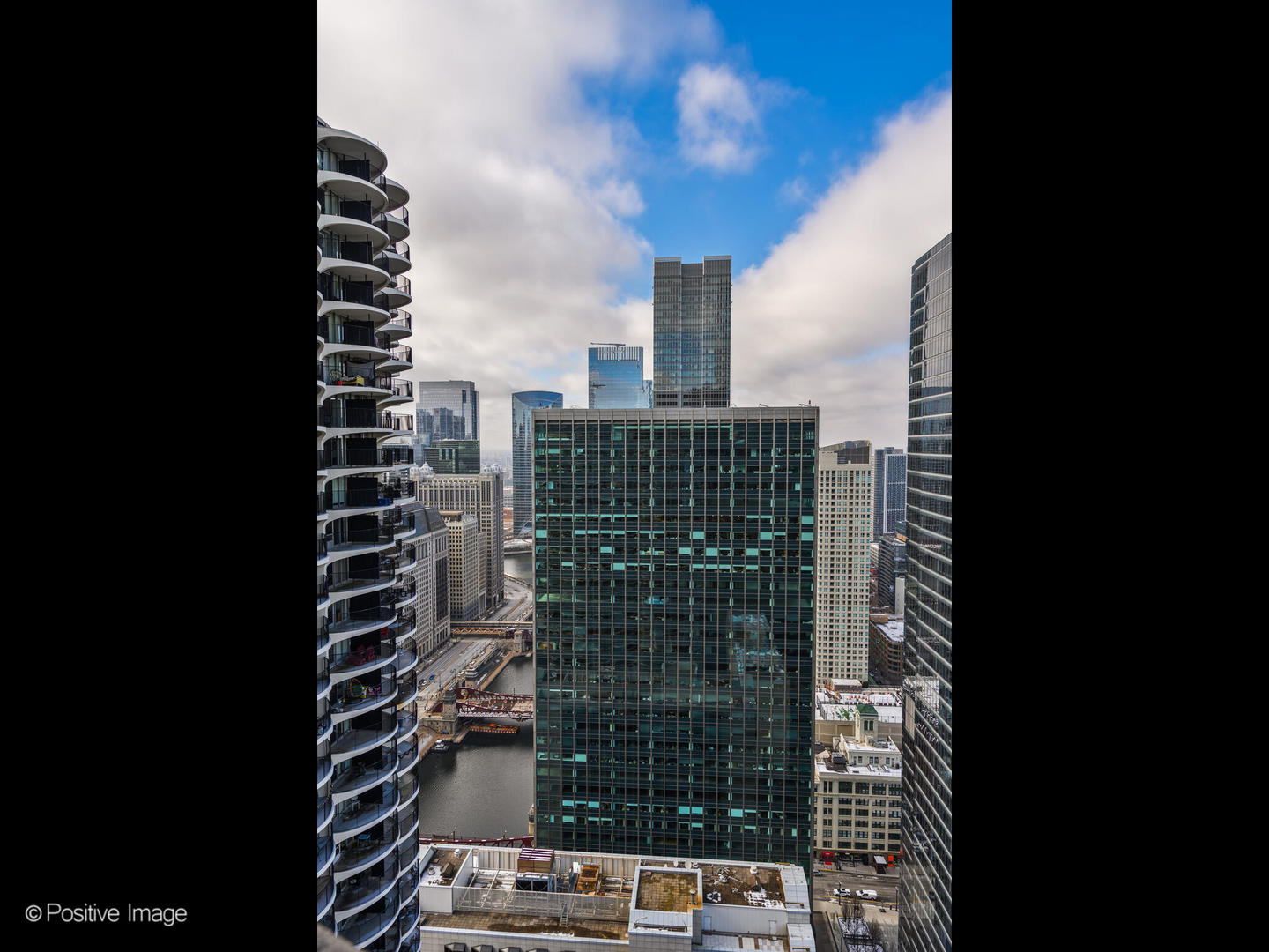300 North State Street, Unit 5317 Chicago, IL 60654 - Photo 17 of 27 a city view with tall building