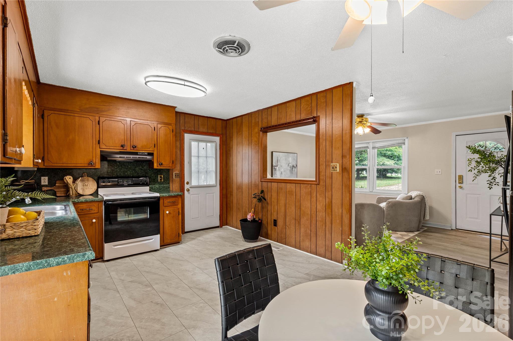 1242 Stringfellow Road Chester, SC 29706 - Photo 8 of 34 Gallery Image 8