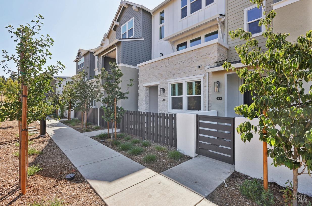 435 Semillon Lane Santa Rosa, CA 95403 - Photo 1 of 1 Gallery Image 1