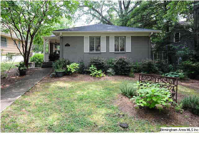 413 Cliff Place Birmingham, AL 35209 - Photo 1 of 32