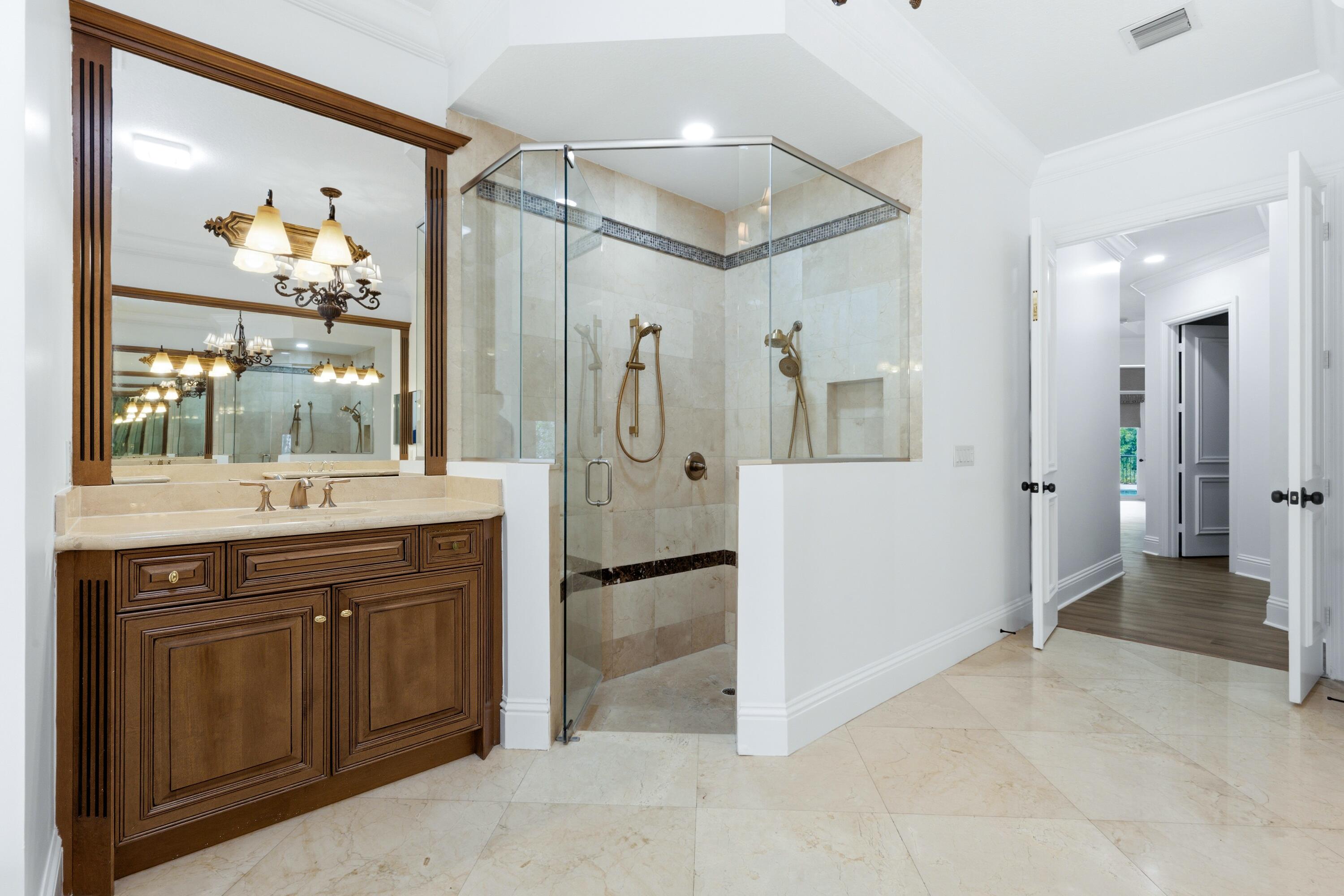 608 Inlet Road North Palm Beach, FL 33408 - Photo 23 of 62 PRIMARY BATHROOM