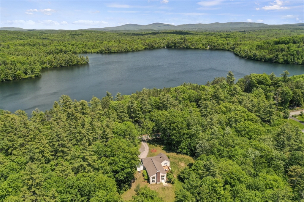455 Gilmore Pond Road Jaffrey, NH 03452 - Photo 3 of 42 Gallery Image 3