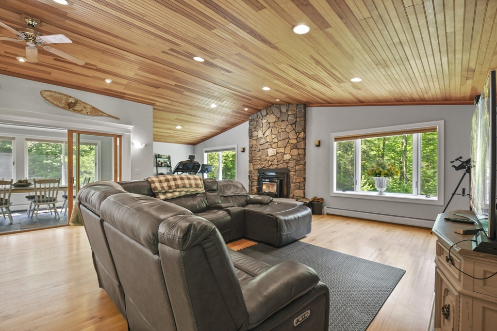 455 Gilmore Pond Road Jaffrey, NH 03452 - Photo 8 of 42 Gallery Image 8