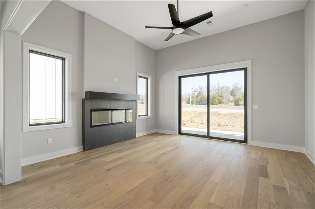 9551 Jupiter Street Lenexa, KS 66219 - Photo 12 of 39