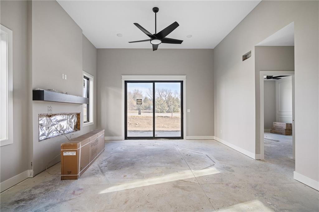 9551 Jupiter Street Lenexa, KS 66219 - Photo 7 of 15