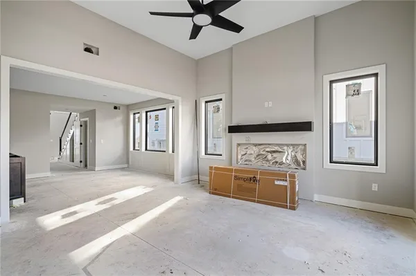 $650,000 | 9551 Jupiter Street, Lenexa, KS 66219