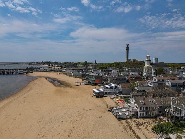 $795,000 | 383 Commercial Street, Unit 8, Provincetown, MA 02657