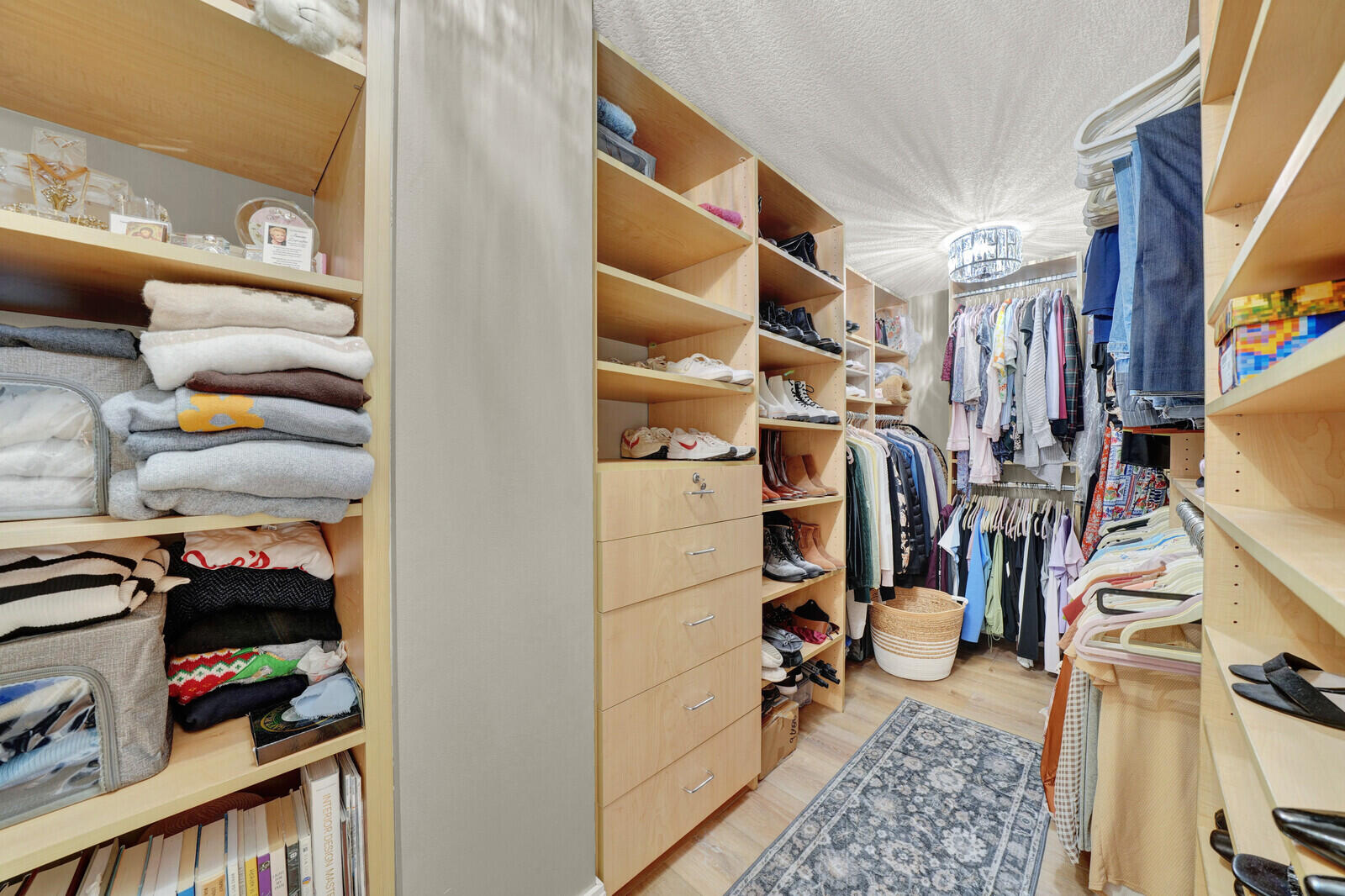 800 Jeffery Street, Unit 403 Boca Raton, FL 33487 - Photo 22 of 48 Walk in Closet