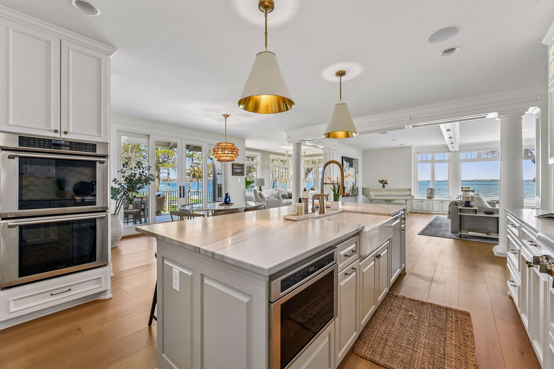 2442 Lafayette Road Wayzata, MN 55391 - Photo 15 of 61