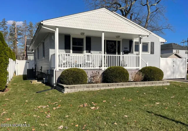 $5,900 | 509 Laurel Avenue, Allenhurst, NJ 07711