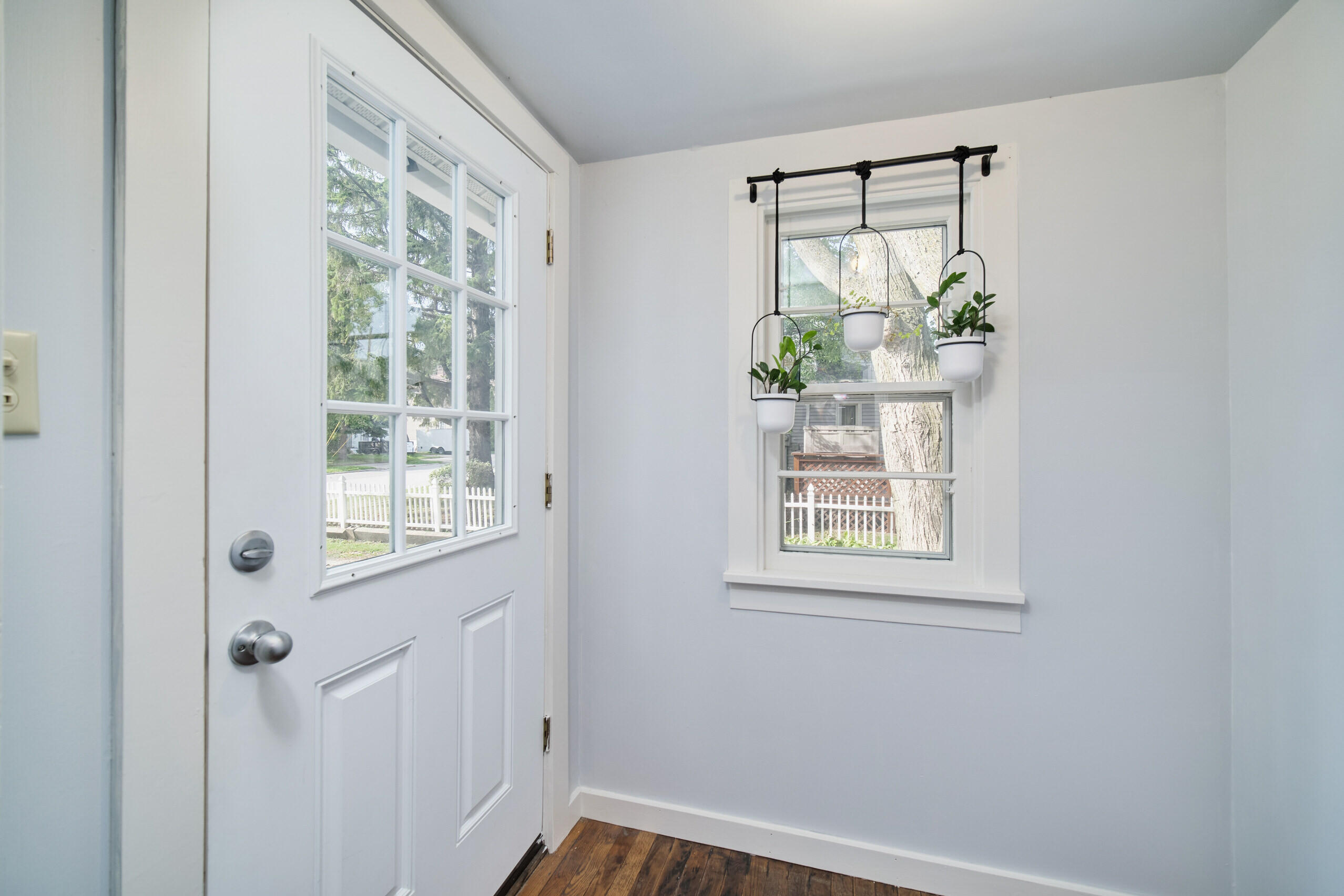 244 5th Street Manistee, MI 49660 - Photo 3 of 45 Private entrance in apt 1