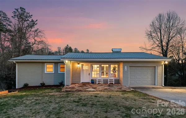 $579,000 | 338 Hawthorne Drive, Brevard, NC 28712