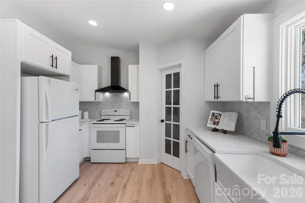 $579,000 | 338 Hawthorne Drive, Brevard, NC 28712