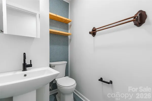 $579,000 | 338 Hawthorne Drive, Brevard, NC 28712