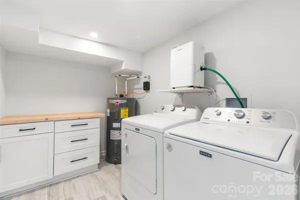 $579,000 | 338 Hawthorne Drive, Brevard, NC 28712