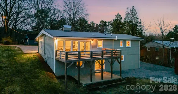 $579,000 | 338 Hawthorne Drive, Brevard, NC 28712