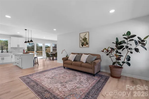 $579,000 | 338 Hawthorne Drive, Brevard, NC 28712