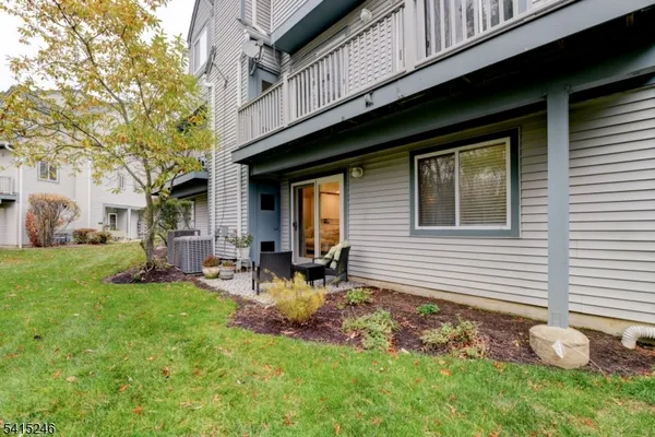 $2,800 | 102 Woods Edge Drive, Unit 102, Succasunna, NJ 07876