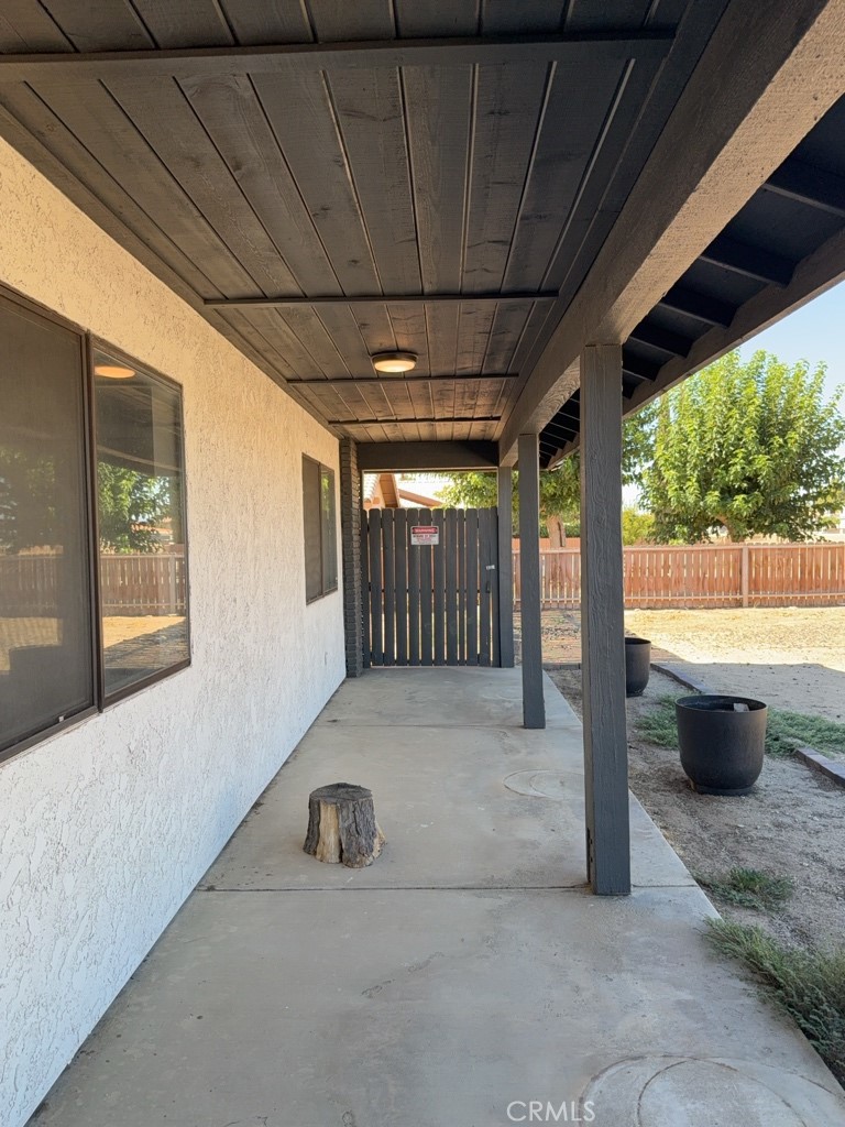 13839 Rincon Road Apple Valley, CA 92307 - Photo 3 of 52