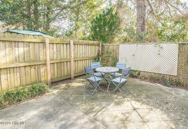 $192,500 | 4505 North Kings Highway, Unit D9, Myrtle Beach, SC 29577