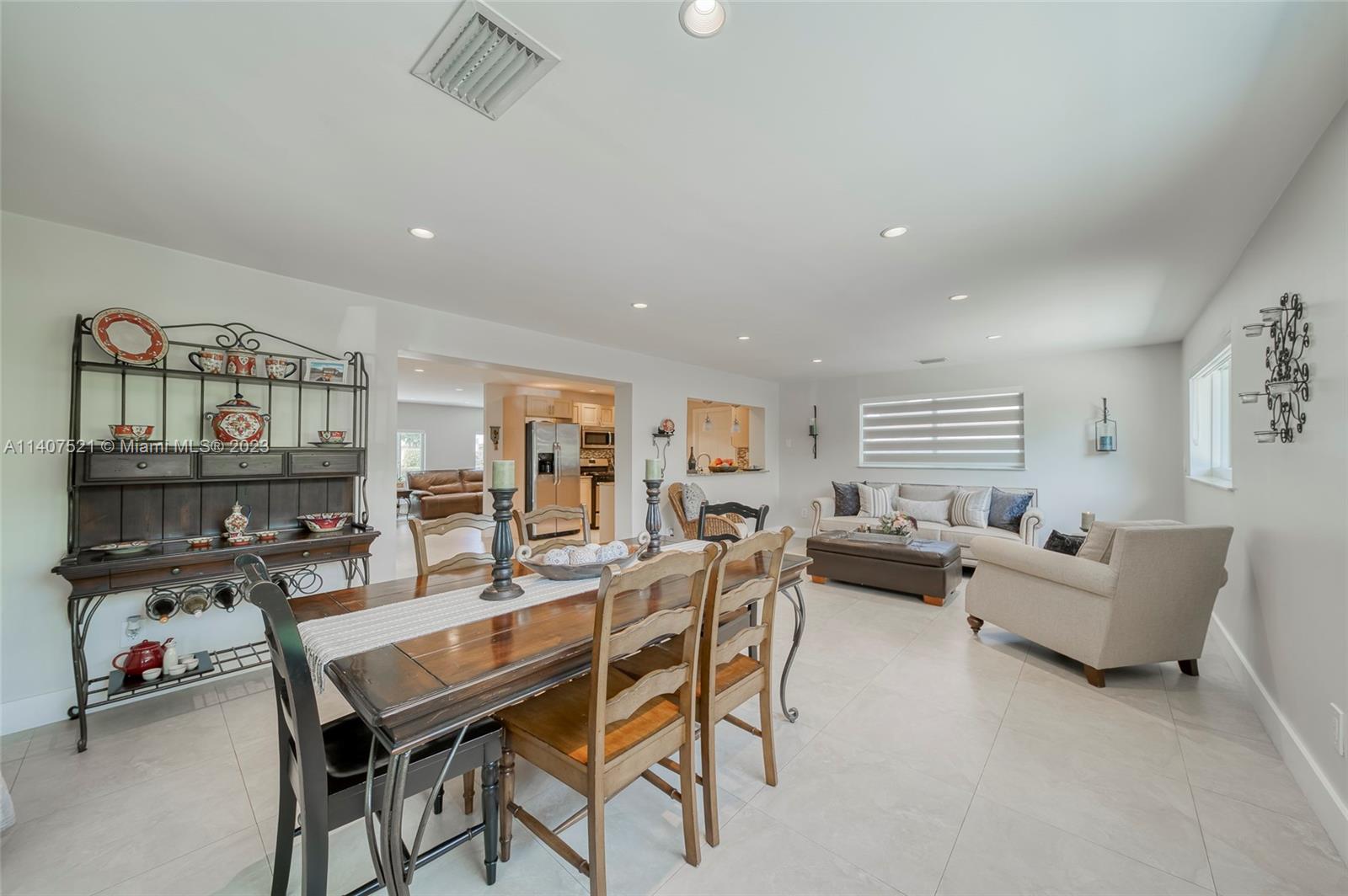 13401 Southwest 79th Street Miami, FL 33183 - Photo 25 of 34 a dining room with furniture and wooden floor