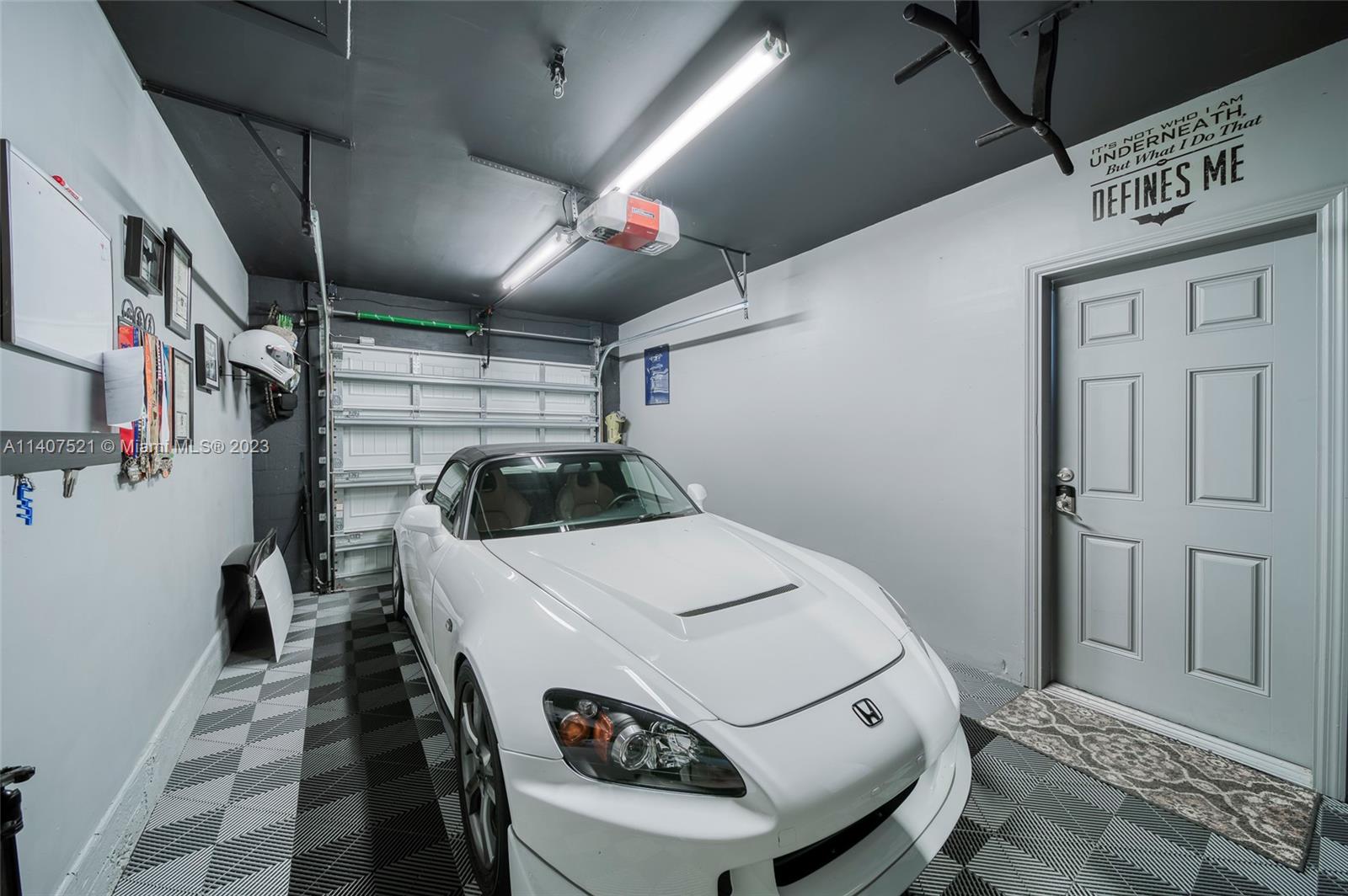 13401 Southwest 79th Street Miami, FL 33183 - Photo 33 of 34 a utility room with dryer and washer