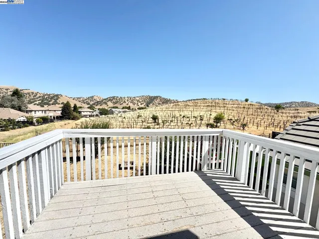 $399,999 | 9516 Sarazen Court, Patterson, CA 95363