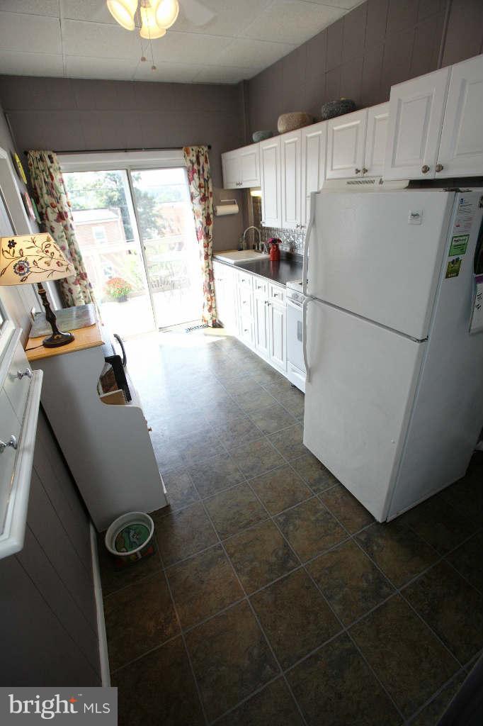 4214 Falls Road Baltimore, MD 21211 - Photo 14 of 29 Kitchen