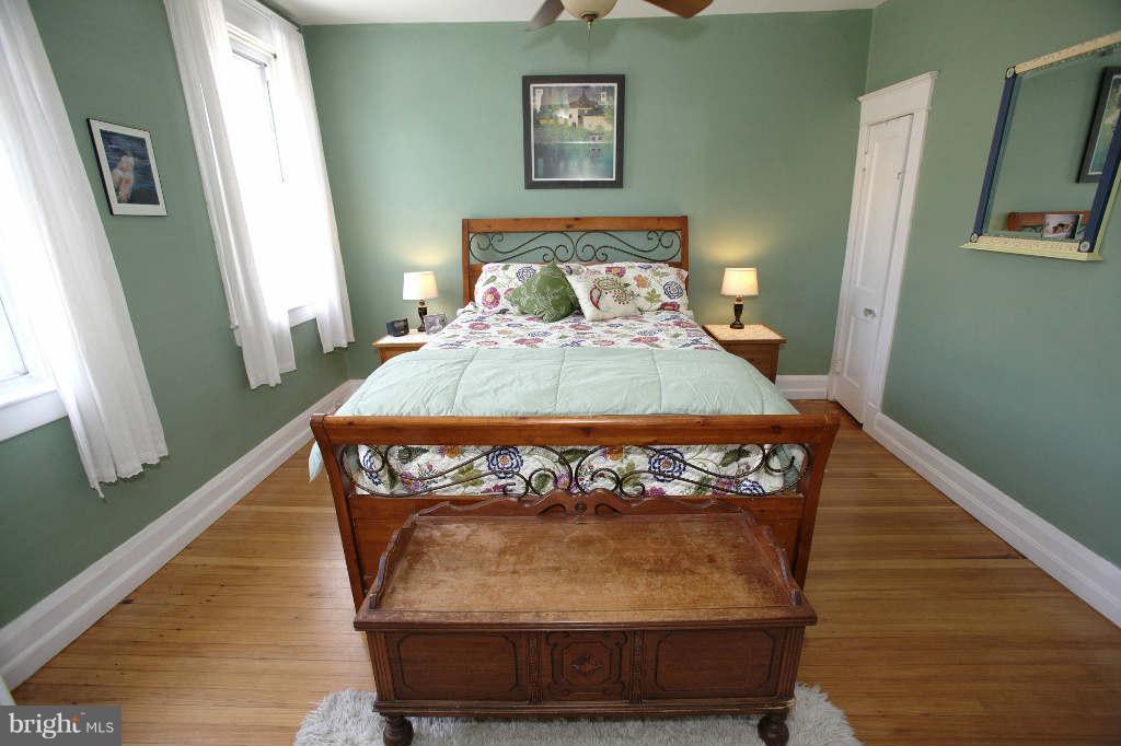 4214 Falls Road Baltimore, MD 21211 - Photo 18 of 29 Bedroom (Master)