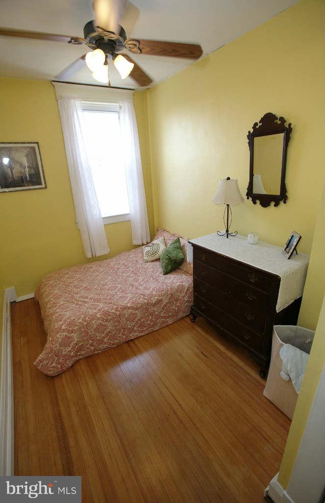 4214 Falls Road Baltimore, MD 21211 - Photo 23 of 29 GUEST BEDROOM